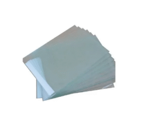 Ecran d’usure en verre F 075 avec film anti-éclat par 10 pour casque BORNÉO (136 x 183 x 2)