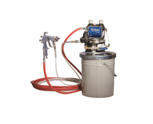 Ensemble de pulvérisation en aluminium Triton, montage sur seau, alimentation par aspiration, tuyaux air et produit, pistolet AirPro pneumatique, buse de 1,0 mm (0,040″) pour applications bois